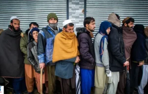 ویزای ۹ ماهه کارگری برای اتباع افغان؛ ورود خانوادگی متوقف شد ویزای ۹ ماهه کارگری برای اتباع افغان؛ ورود خانوادگی متوقف شد