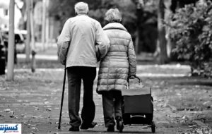 کسر ۲ میلیون تومان از مستمری ناچیز؛ خشم بازماندگان تامین اجتماعی فوران کرد کسر ۲ میلیون تومان از مستمری ناچیز؛ خشم بازماندگان تامین اجتماعی فوران کرد