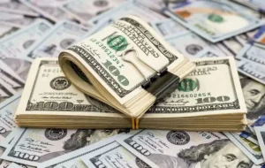 قیمت دلار امروز بازار را تکان داد (۱ آذر ۱۴۰۴)