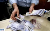 وام بازنشستگان نصف شد؛ وعده پرداخت ماهانه به دوره‌های دوماهه رسید