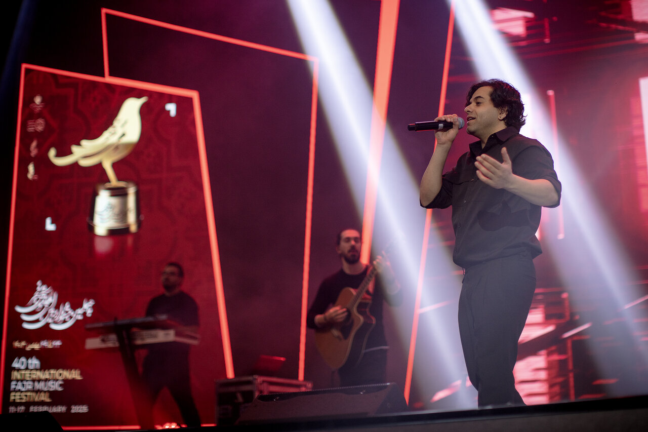 «آلبومها» از «تک آهنگها» سبقت گرفتند؛ میدان داری سلبریتیها در پاییز «آلبومها» از «تک آهنگها» سبقت گرفتند؛ میدان داری سلبریتیها در پاییز