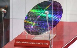 آمریکا وضع تعرفههای جدید علیه واردات نیمهرسانا از چین را به سال ۲۰۲۷ موکول کرد آمریکا وضع تعرفههای جدید علیه واردات نیمهرسانا از چین را به سال ۲۰۲۷ موکول کرد