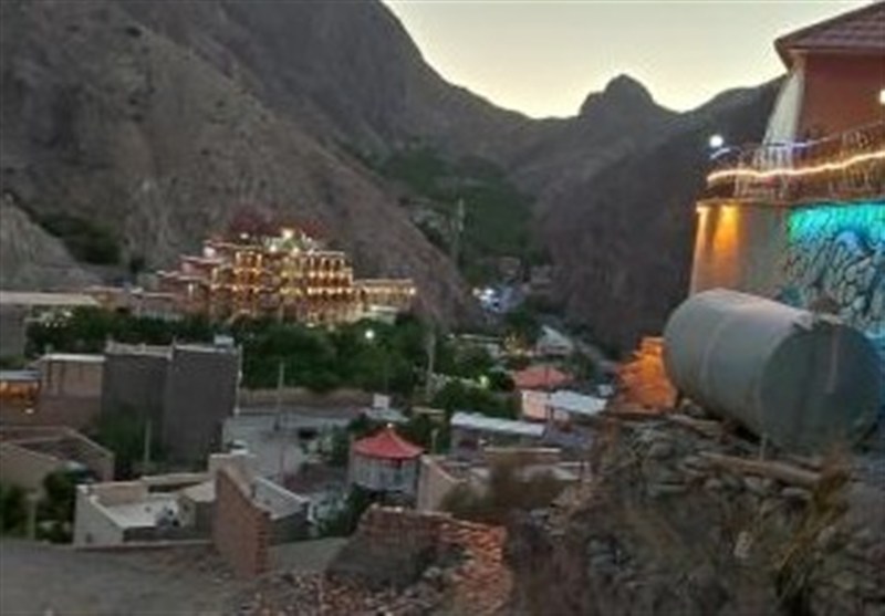 آیا روستاهای بیآب با جادههای تاریک وجود دارند؟ / مسیر بند امیرشاه 450 ساله کجاست؟ زندگی روستایی , نظام مسائل استان خراسان جنوبی , اخبار بیرجند , گردشگری , میراث فرهنگی ,