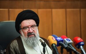 آیتالله خاتمی: حماسه 9 دی یک جریان تاریخی بود که جبهه حق و باطل را روشن کرد آیتالله خاتمی: حماسه 9 دی یک جریان تاریخی بود که جبهه حق و باطل را روشن کرد