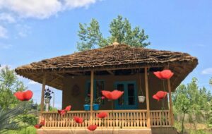 اجاره اقامتگاه بومگردی در رشت / اتاقسنتی ۲ نفره شبی چند؟ + جدول قیمت اجاره اقامتگاه بومگردی در رشت / اتاقسنتی ۲ نفره شبی چند؟ + جدول قیمت