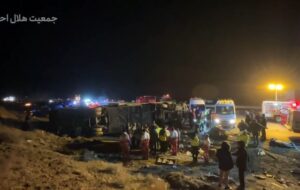 افزایش جانباختگان واژگونی اتوبوس در محور نطنز ــ اصفهان افزایش جانباختگان واژگونی اتوبوس در محور نطنز ــ اصفهان