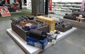 افزایش نرخ ارز به دلیل رکود هنوز به قیمت لوازم یدکی منتقل نشده است افزایش نرخ ارز به دلیل رکود هنوز به قیمت لوازم یدکی منتقل نشده است