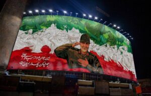 «ایرانمرد» روی دیوارنگاره میدان ولیعصر (عج) نقش بست «ایرانمرد» روی دیوارنگاره میدان ولیعصر (عج) نقش بست