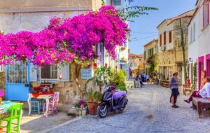 این شهر ترکیه پاتوق سفر اینفلوئنسرها و سلبریتیهاست! + لیست قیمت تورهای ازمیر ترکیه این شهر ترکیه پاتوق سفر اینفلوئنسرها و سلبریتیهاست! + لیست قیمت تورهای ازمیر ترکیه