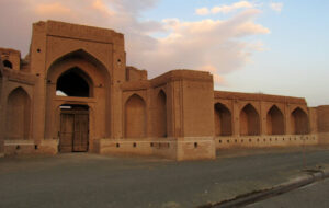 این ۱۹ بنای تاریخی به مزایده گذاشته شدند + عکس این ۱۹ بنای تاریخی به مزایده گذاشته شدند + عکس