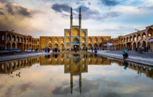 با دو میلیون تومان به یزد سفر کنید / قیمت تور زمینی یزد در مهر ماه با دو میلیون تومان به یزد سفر کنید / قیمت تور زمینی یزد در مهر ماه