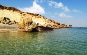 با کمتر از ۵ میلیون تومان به قشم سفر کنید + جدول قیمت با کمتر از ۵ میلیون تومان به قشم سفر کنید + جدول قیمت