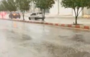 بارش باران و جاری شدن سیلاب در جنوب سیستان و بلوچستان بارش باران و جاری شدن سیلاب در جنوب سیستان و بلوچستان