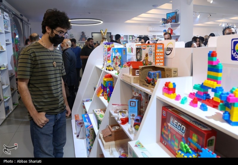 بازی با روح کودکان در اسباببازی فروشیها/ جولان الگوهایی بیگانه/ سهم هیچ تولیدات بومی! اسباب بازی , اخبار استان خراسان شمالی ,