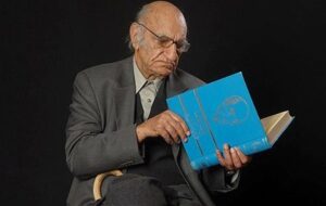 باستانیپاریزی؛ مردی که تاریخ را برای مردم نوشت باستانیپاریزی؛ مردی که تاریخ را برای مردم نوشت