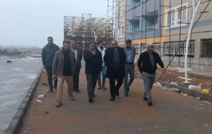 ببینید| بازدید معاون سازمان ملی زمین و مسکن و مدیرکل راه و شهرسازی خوزستان از پروژه ۲ هزار واحدی نفت اهواز ببینید| بازدید معاون سازمان ملی زمین و مسکن و مدیرکل راه و شهرسازی خوزستان از پروژه ۲ هزار واحدی نفت اهواز