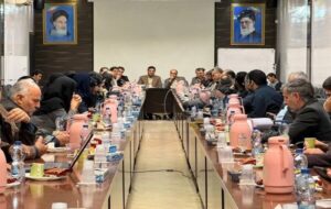 ببینید| نشست خبری مدیران متولی حوزه مسکن با خبرنگاران و اصحاب رسانه های دیداری، شنیداری، تصویری و مکتوب استان یزد ببینید| نشست خبری مدیران متولی حوزه مسکن با خبرنگاران و اصحاب رسانه های دیداری، شنیداری، تصویری و مکتوب استان یزد