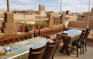 بررسی وضعیت گردشگری شهرهای یزد و قشم بررسی وضعیت گردشگری شهرهای یزد و قشم