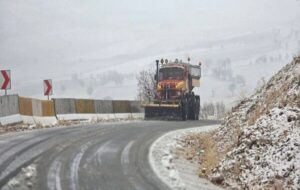 برفروبی بیش از ۷۵۰۰ کیلومترباند در کرمانشاه/ برفروبی راهِ بیش از ۴۷۰ روستا برفروبی بیش از ۷۵۰۰ کیلومترباند در کرمانشاه/ برفروبی راهِ بیش از ۴۷۰ روستا