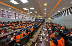 برگزاری مراسم گرامیداشت هفته حمل و نقل، رانندگان و راهداری در استان فارس برگزاری مراسم گرامیداشت هفته حمل و نقل، رانندگان و راهداری در استان فارس