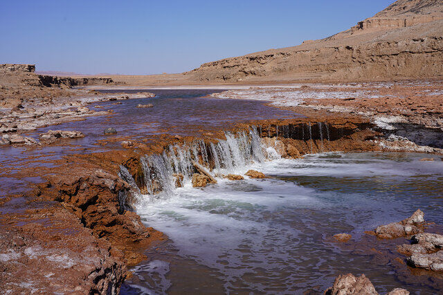 بلندترین کلوتهای جهان و شهر ارواح را در شهداد ببینید بلندترین کلوتهای جهان و شهر ارواح را در شهداد ببینید
