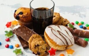 بیش از دو برابر استاندارد جهانی شکر میخوریم! بیش از دو برابر استاندارد جهانی شکر میخوریم!