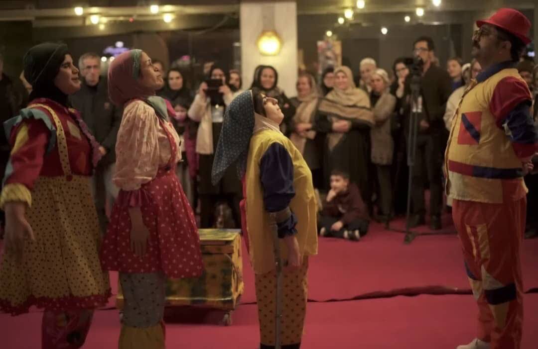 تجربه ای متفاوت از تئاتر روی صحنه نمایش تجربه ای متفاوت از تئاتر روی صحنه نمایش