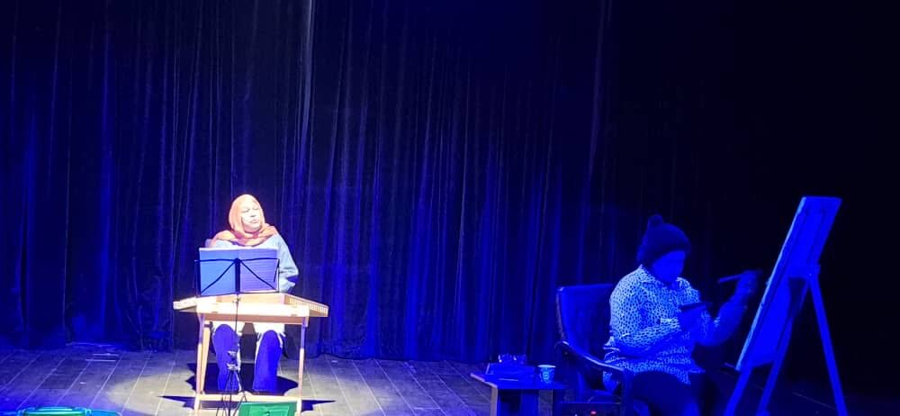 تجربه ای متفاوت از تئاتر روی صحنه نمایش تجربه ای متفاوت از تئاتر روی صحنه نمایش