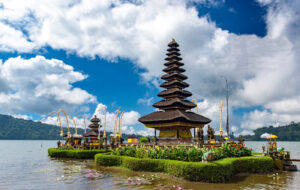 تجربه سفر به سواحل بالی اندونزی چقدر آب می خورد؟ + جدول تجربه سفر به سواحل بالی اندونزی چقدر آب می خورد؟ + جدول