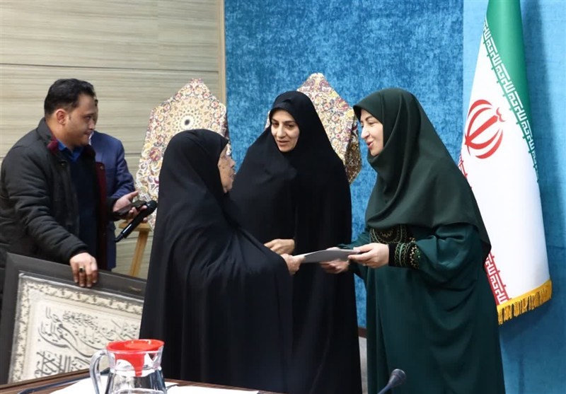 تجلیل از خانوادههای شهدای والامقام محیطبان و دفاع مقدس 12 روزه در یزد اخبار استان یزد ,