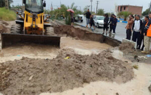 تداوم بارندگی در جنوب کرمان؛ ستاد بحران رودبار جنوب در آمادهباش کامل تداوم بارندگی در جنوب کرمان؛ ستاد بحران رودبار جنوب در آمادهباش کامل