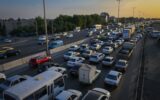 ترافیک در ورودیهای مشهد پرحجم است ترافیک در ورودیهای مشهد پرحجم است