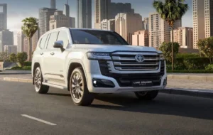 تسهیل واردات خودرو برای خارجنشینان؛ گشایش محدود با بوی رانت تسهیل واردات خودرو برای خارجنشینان؛ گشایش محدود با بوی رانت