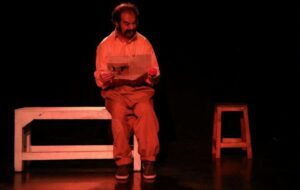 تناقض و تضاد در «آفتاب پرست» کمدی میسازد؛ حضور یک اکبر عبدی تازه؟ تناقض و تضاد در «آفتاب پرست» کمدی میسازد؛ حضور یک اکبر عبدی تازه؟