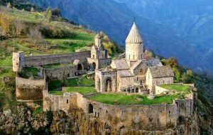 تور ارمنستان ویژه نوروز ۱۴۰۴ / سفر زمینی به ارمنستان چقدر خرج دارد؟ + جدول قیمت تور ارمنستان ویژه نوروز ۱۴۰۴ / سفر زمینی به ارمنستان چقدر خرج دارد؟ + جدول قیمت