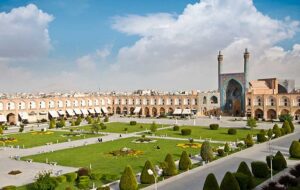 تور هوایی اصفهان چند ؟ (جدول) تور هوایی اصفهان چند ؟ (جدول)