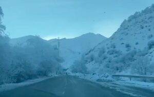 جاده کندوان سفیدپوش شده است جاده کندوان سفیدپوش شده است