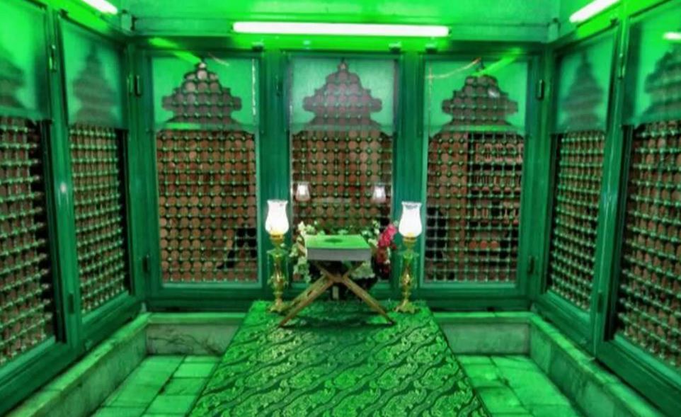 آشنایی با بهترین جاذبههای گردشگری همدان/مقصدی برای عاشقان تاریخ و ماجراجویی در طبیعت آشنایی با بهترین جاذبههای گردشگری همدان/مقصدی برای عاشقان تاریخ و ماجراجویی در طبیعت