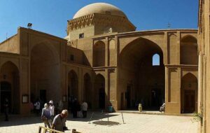 جاهای دیدنی یزد در تابستان / تعطیلات شهریور ۱۴۰۴ کجا بریم؟ + عکس جاهای دیدنی یزد در تابستان / تعطیلات شهریور ۱۴۰۴ کجا بریم؟ + عکس