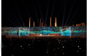 جنجال اجرای زنده موسیقی در تخت جمشید/ وزیر میراث فرهنگی: « خودم مجوز دادهام»! جنجال اجرای زنده موسیقی در تخت جمشید/ وزیر میراث فرهنگی: « خودم مجوز دادهام»!