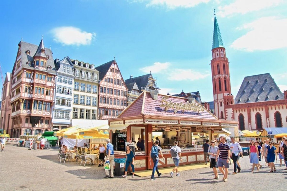 درخواست وقت سفارت برای سفر به فرانکفورت درخواست وقت سفارت برای سفر به فرانکفورت