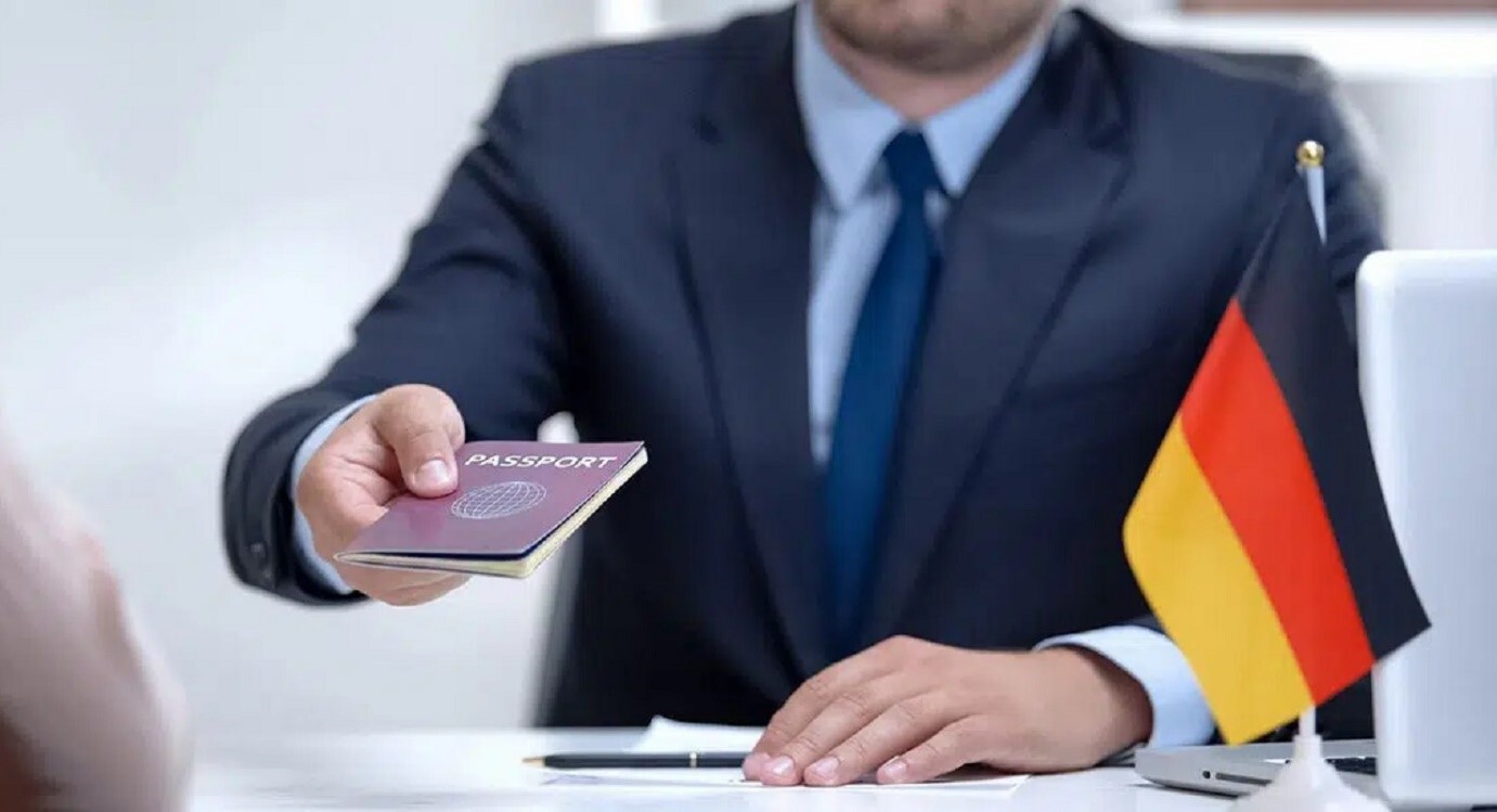 درخواست وقت سفارت برای سفر به فرانکفورت درخواست وقت سفارت برای سفر به فرانکفورت