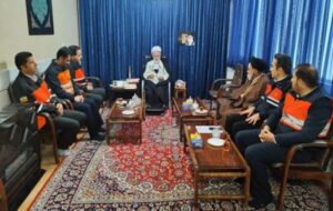 دیدار مدیران و کارکنان اداره کل راهداری و حمل و نقل جادهای استان مرکزی با آیتالله دری نجفآبادی دیدار مدیران و کارکنان اداره کل راهداری و حمل و نقل جادهای استان مرکزی با آیتالله دری نجفآبادی