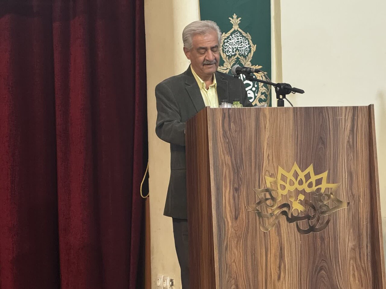 رازها و رنگها در نقش عیسی ۱؛ بزرگداشتی برای استاد بهادری رازها و رنگها در نقش عیسی ۱؛ بزرگداشتی برای استاد بهادری