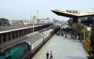 راه اندازی اولین قطار گردشگری کاشان راه اندازی اولین قطار گردشگری کاشان