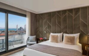 رزرو هتل اسپیناس پالاس تهران با بهترین قیمت در فلایتودی رزرو هتل اسپیناس پالاس تهران با بهترین قیمت در فلایتودی