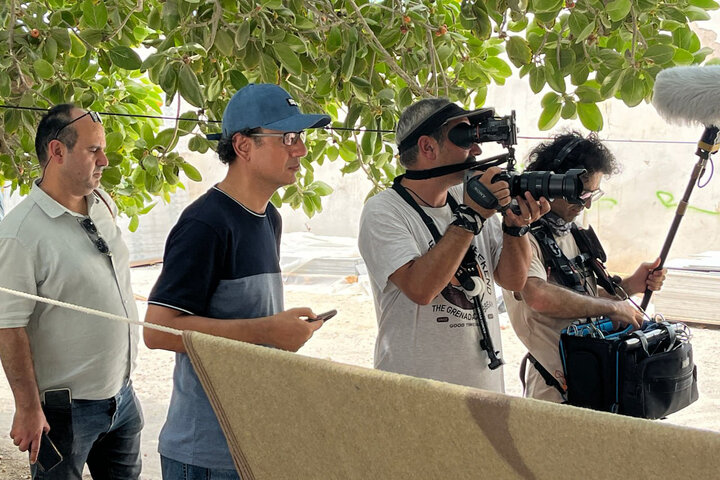 روایت رنج جمعی زیر سایه توسعه؛ «زیر درخت لور» چه میگذرد؟ روایت رنج جمعی زیر سایه توسعه؛ «زیر درخت لور» چه میگذرد؟