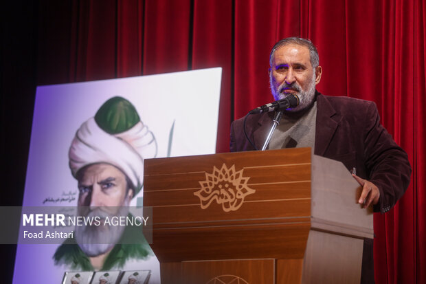 رونمایی از «بیدل» در حوزه هنری؛ نکوداشت شاعری که به خیلیها ضربه زد! رونمایی از «بیدل» در حوزه هنری؛ نکوداشت شاعری که به خیلیها ضربه زد!