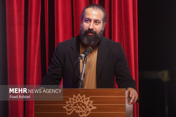 رونمایی از «بیدل» در حوزه هنری؛ نکوداشت شاعری که به خیلیها ضربه زد! رونمایی از «بیدل» در حوزه هنری؛ نکوداشت شاعری که به خیلیها ضربه زد!