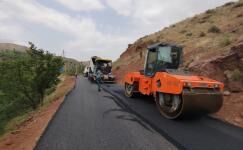 رکوردشکنی راهداری قزوین در توسعه راههای روستایی با اجرای ۱۷۰ کیلومتر روکش آسفالت رکوردشکنی راهداری قزوین در توسعه راههای روستایی با اجرای ۱۷۰ کیلومتر روکش آسفالت